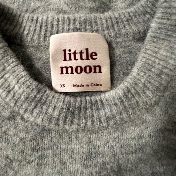 Aritzia Little Moon, Puff Sleeve Sweater, Size XS - Picture 9 of 11